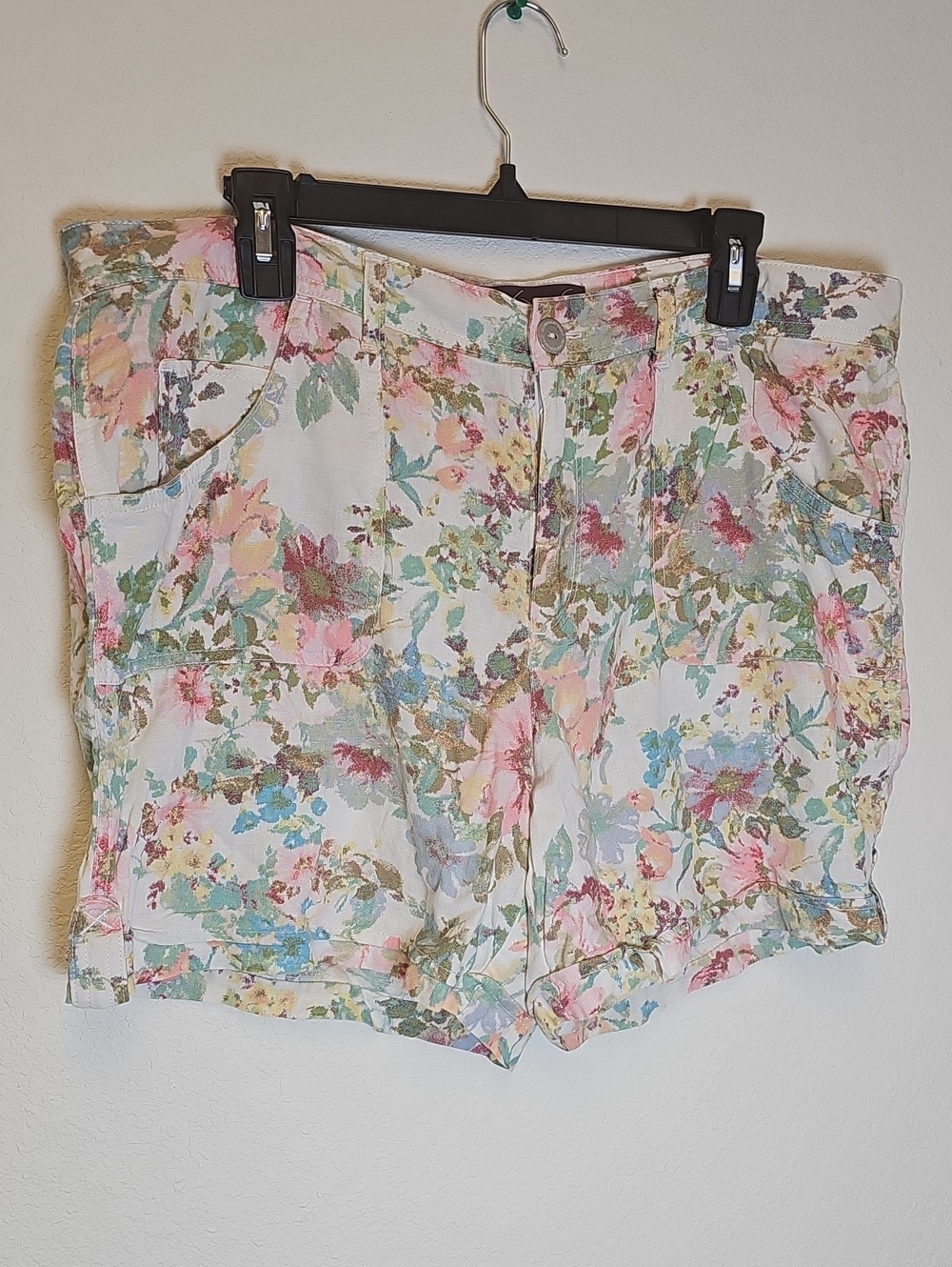 Gloria Vanderbilt Floral Cuffed Shorts  Multicolor Size 14